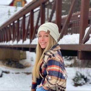 Meet your Posher, Hailey